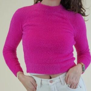 NWT Sadie & Sage Ari Pink Fuzzy Sweater
